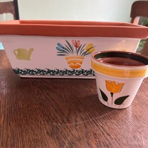 Portugal Terra Cotta $25 , Strangl # 3661  3”tulip pot Trenton, N.J.$10 Both $30